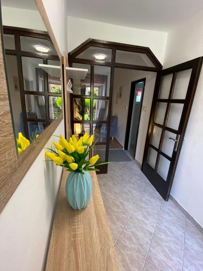 Apartment Dora ซาดาร์ ภายนอก รูปภาพ