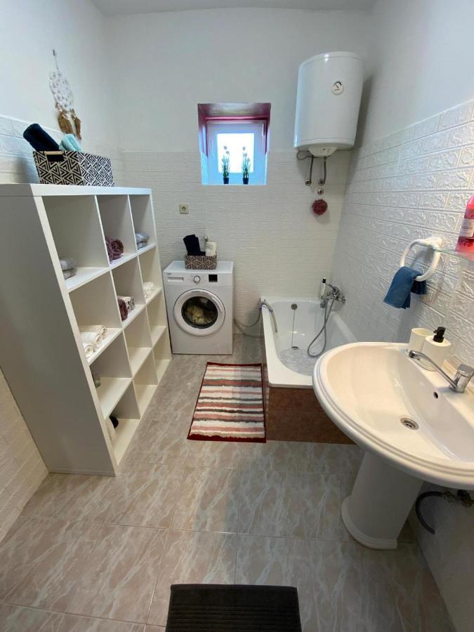 Apartment Dora ซาดาร์ ภายนอก รูปภาพ